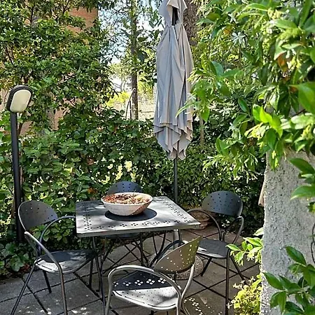 San Rocco Hotel *